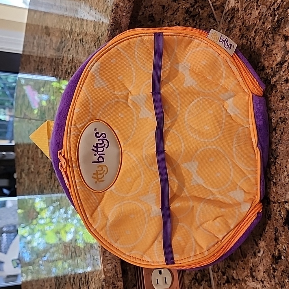 Like New Hallmark Itty Bittys Play Tote